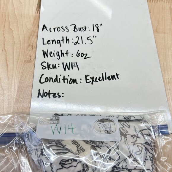 Open Edit Abstract Print Keyhole Blouse Black White Size XS - Picture 9 of 9